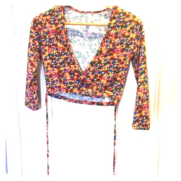 American Apparel Tops - ✨New✨ American apparel crop top💕